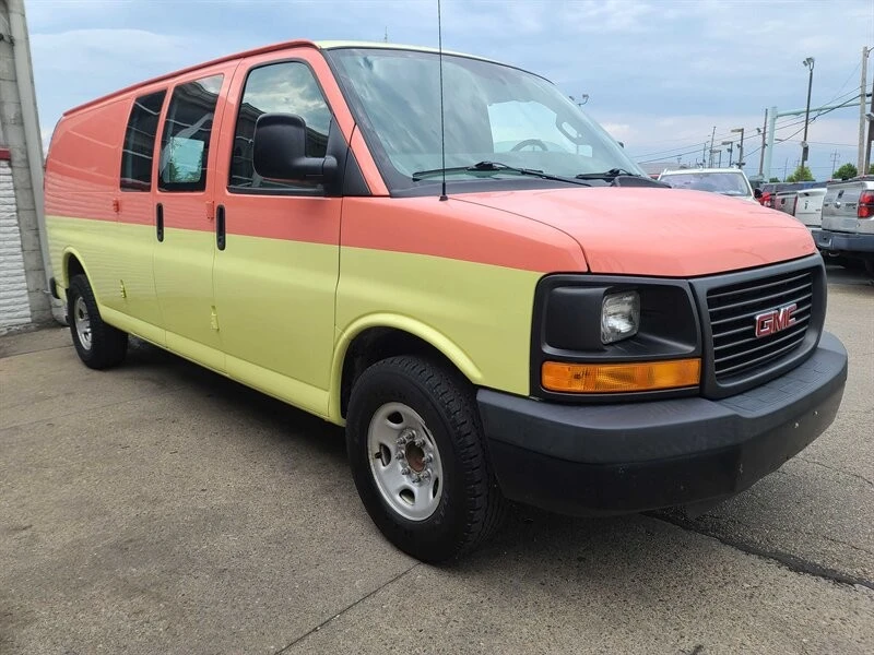 2016 GMC Savana - Image 4 of 4