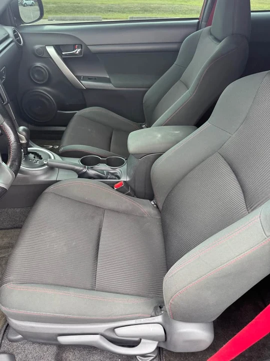 2016 Scion tC - Image 7 of 7