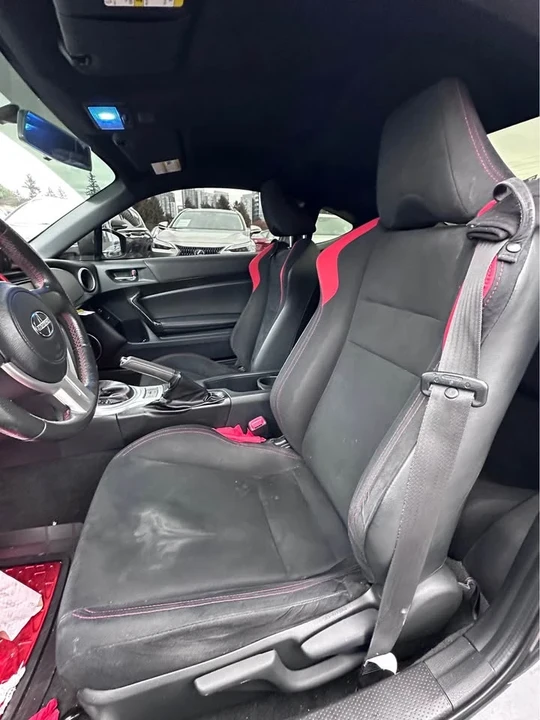 2016 Scion FR-S - Image 6 of 10