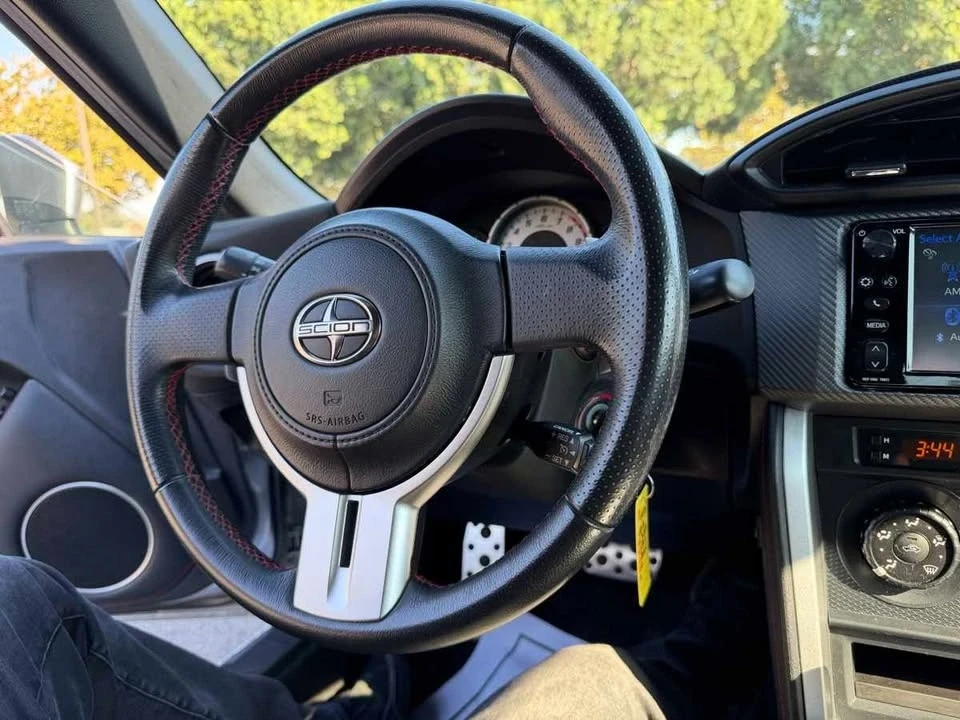 2016 Scion FR-S - Image 16 of 19