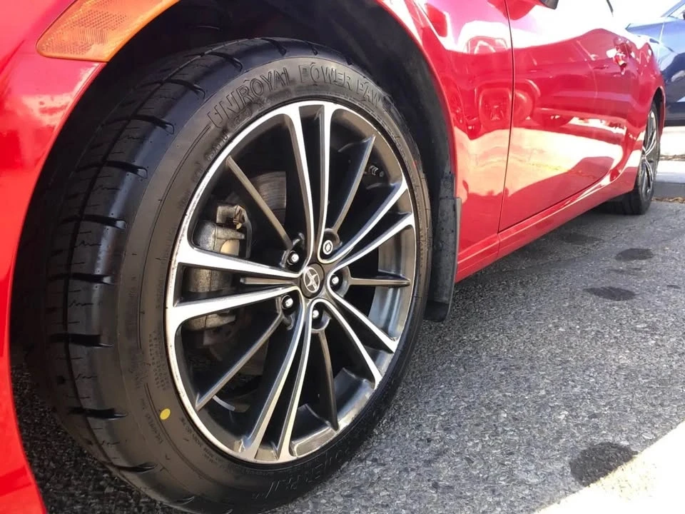 2016 Scion FR-S - Image 8 of 15