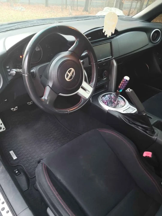 2016 Scion FR-S - Image 8 of 9