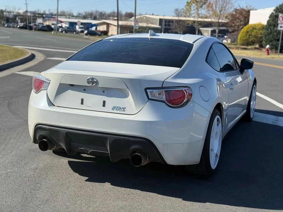2016 Scion FR-S - Image 5 of 10