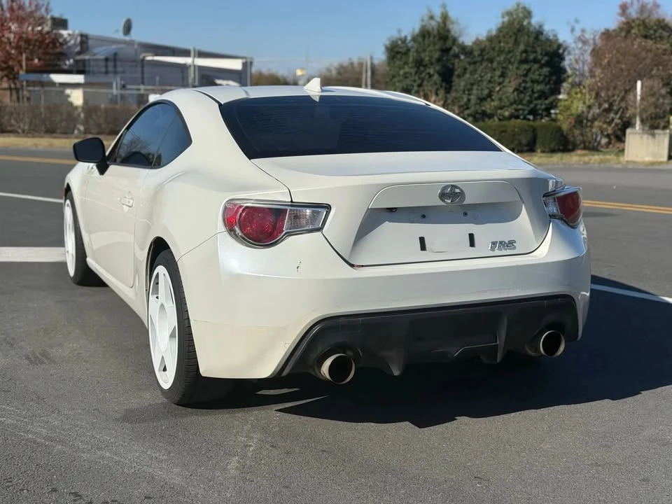 2016 Scion FR-S - Image 7 of 10