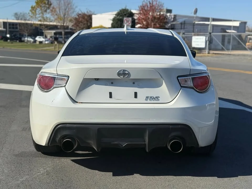 2016 Scion FR-S - Image 6 of 10
