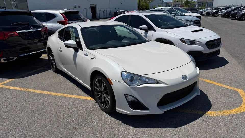 2016 Scion FR-S - Image 3 of 9