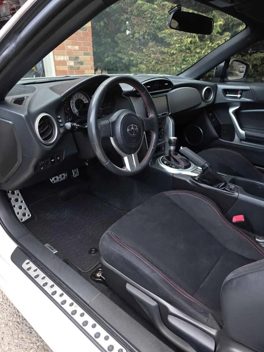 2016 Scion FR-S - Image 2 of 14