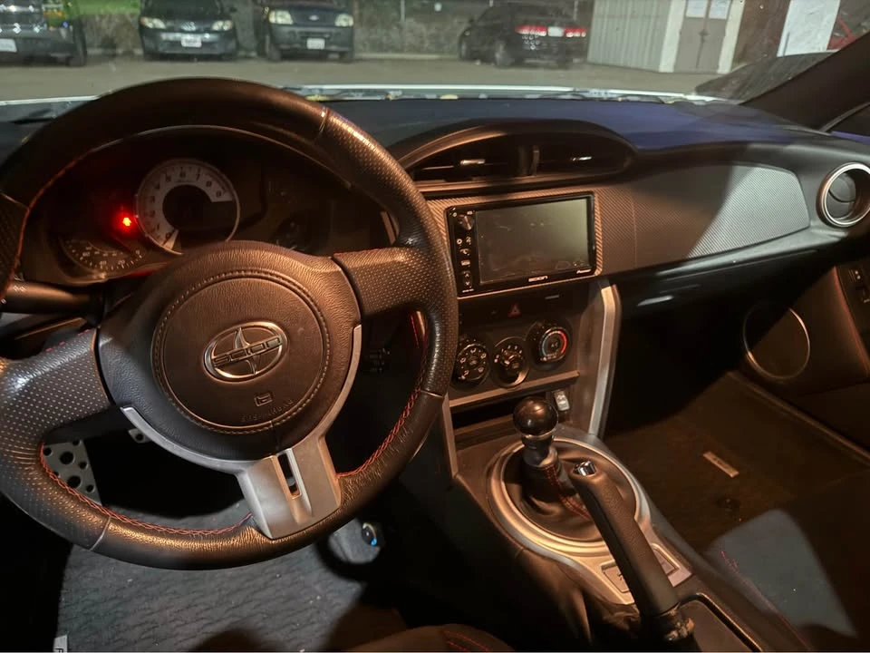 2016 Scion FR-S - Image 11 of 13