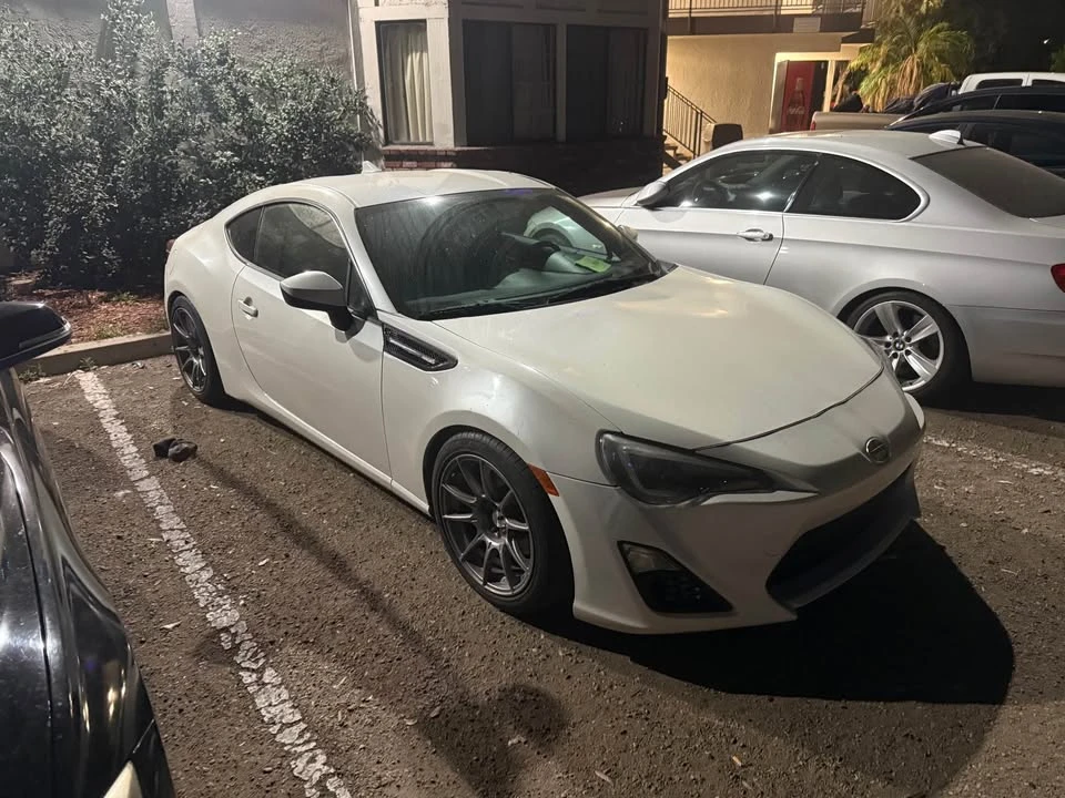 2016 Scion FR-S - Image 3 of 13