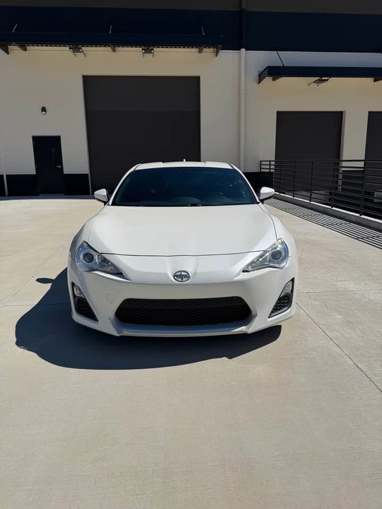 2016 Scion FR-S - Image 2 of 10