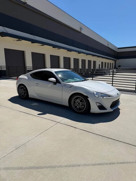 2016 Scion FR-S - Image 3 of 10
