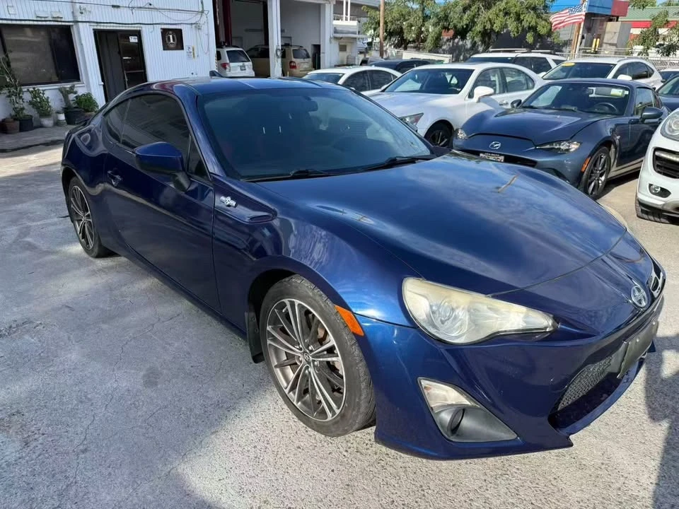 2016 Scion FR-S - Image 2 of 12