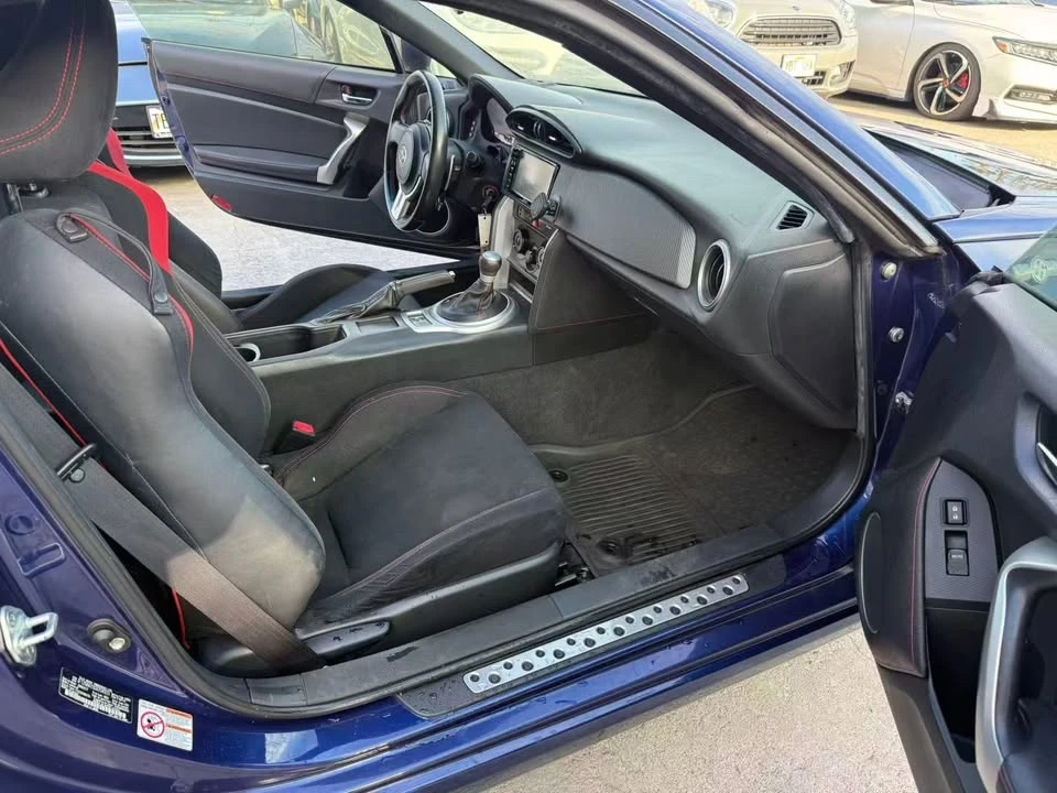 2016 Scion FR-S - Image 9 of 12
