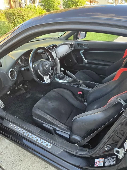 2016 Scion FR-S - Image 6 of 12