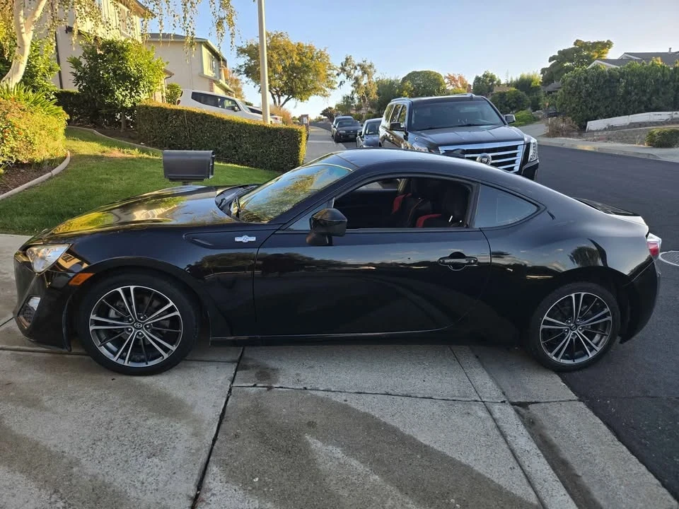 2016 Scion FR-S - Image 3 of 12