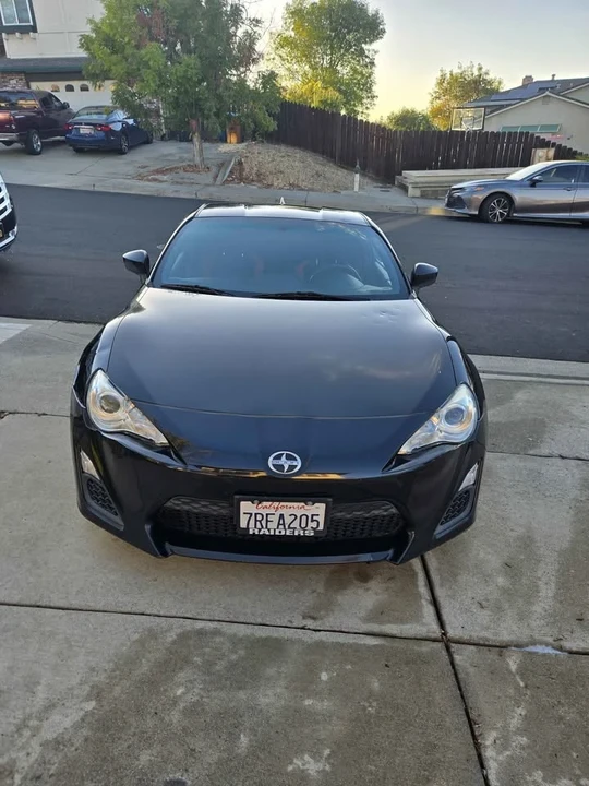 2016 Scion FR-S - Image 2 of 12
