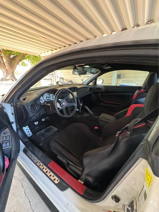 2016 Scion FR-S - Image 8 of 8