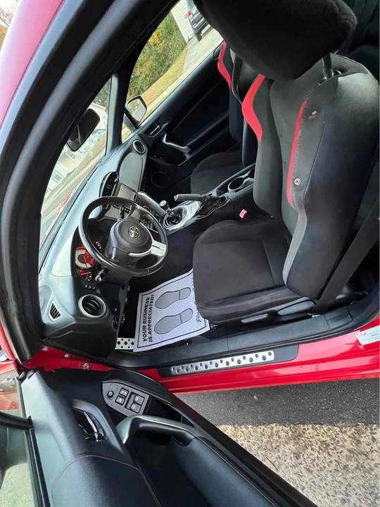 2016 Scion FR-S - Image 8 of 16