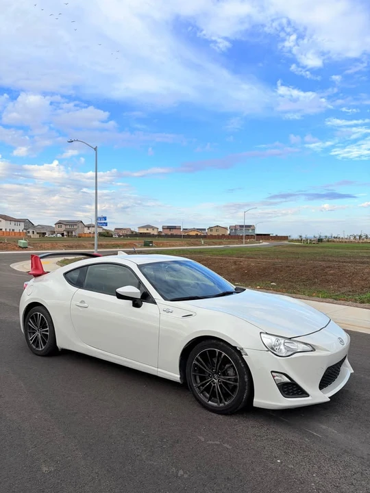 2016 Scion FR-S - Image 3 of 12