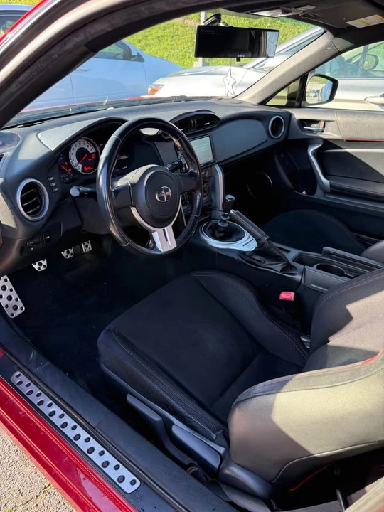 2016 Scion FR-S - Image 6 of 7