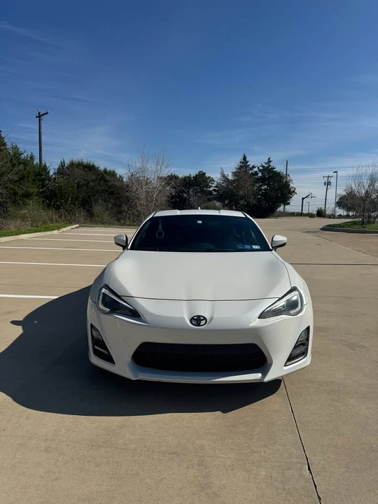 2016 Scion FR-S - Image 5 of 20