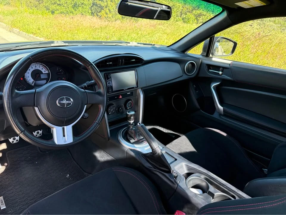 2016 Scion FR-S - Image 9 of 19
