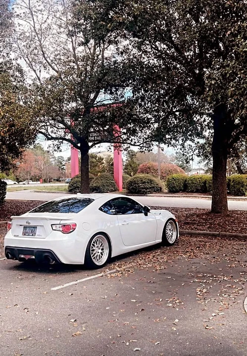 2016 Scion FR-S - Image 6 of 7
