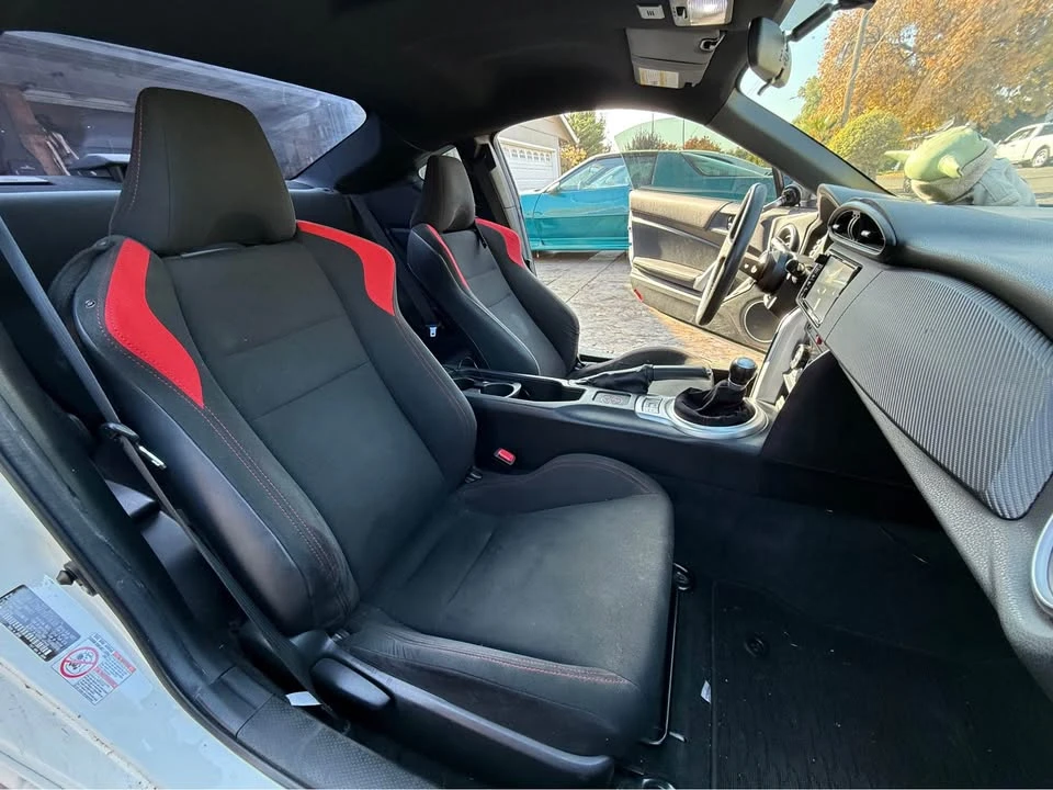 2016 Scion FR-S - Image 8 of 15