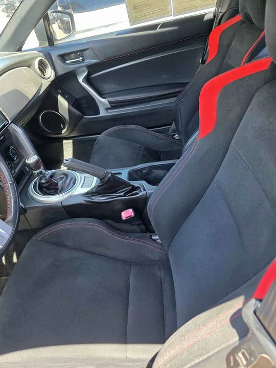 2016 Scion FR-S - Image 8 of 9