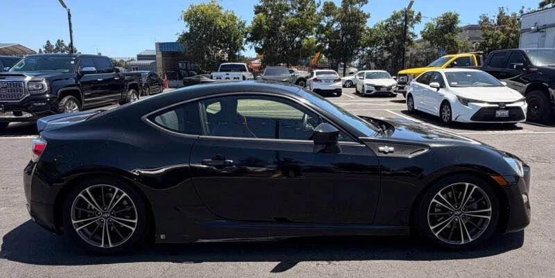 2016 Scion FR-S - Image 5 of 9