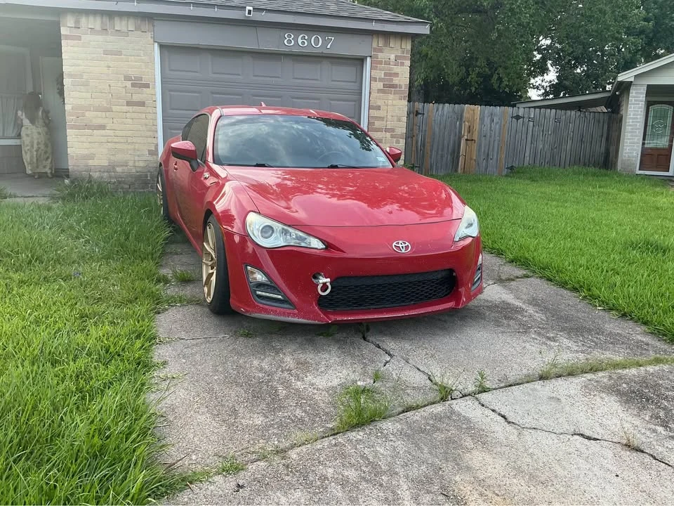 2016 Scion FR-S - Image 2 of 4