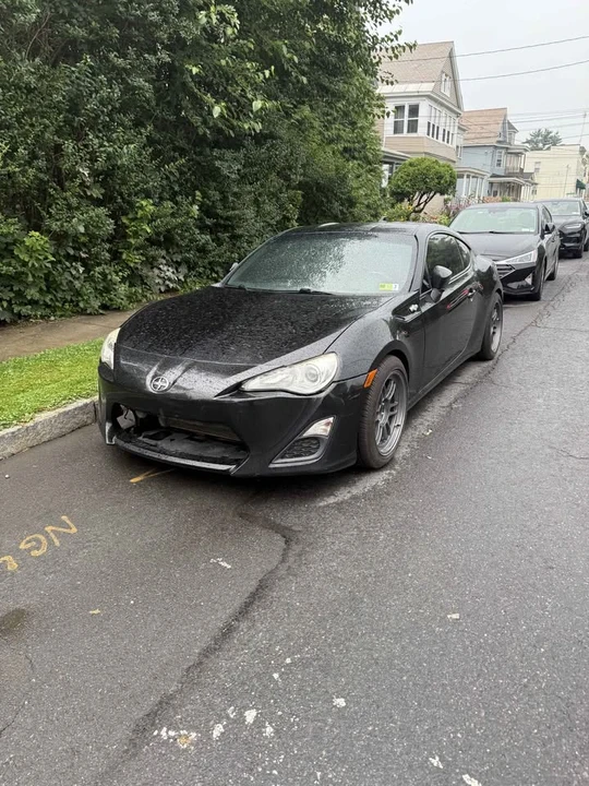 2016 Scion FR-S - Image 5 of 10