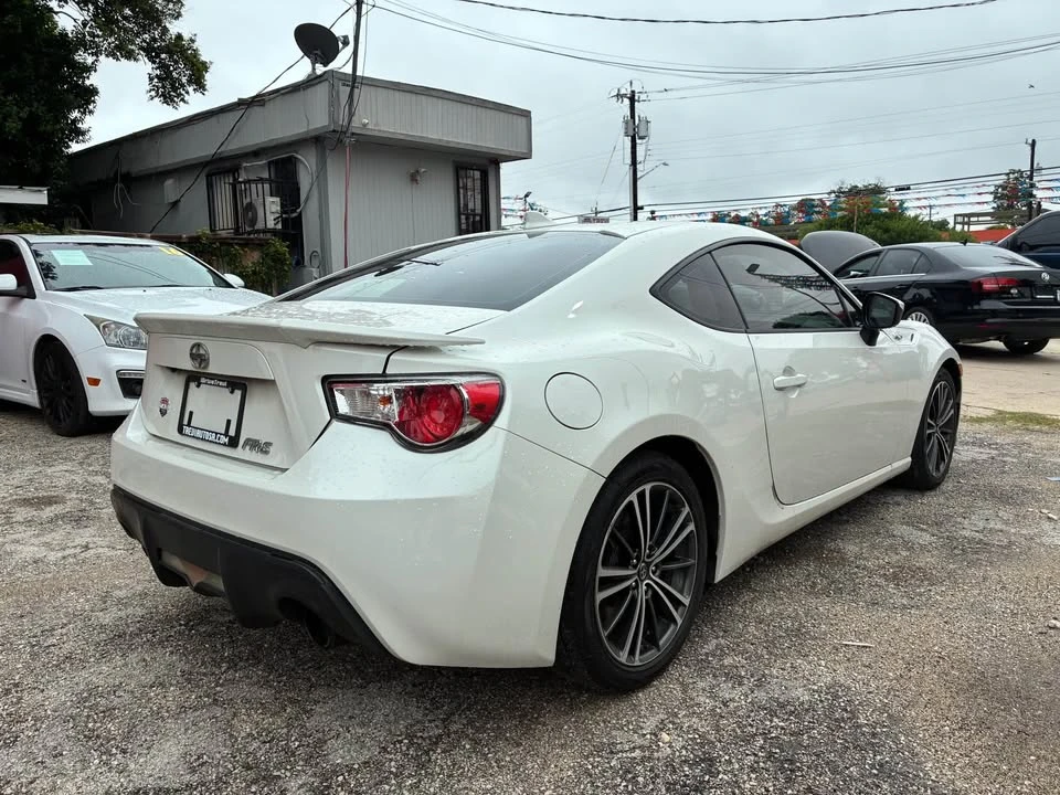 2016 Scion FR-S - Image 3 of 7