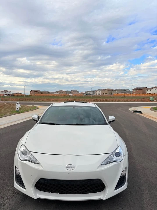2016 Scion FR-S - Image 2 of 14