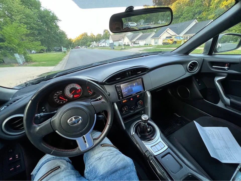 2016 Scion FR-S - Image 13 of 17
