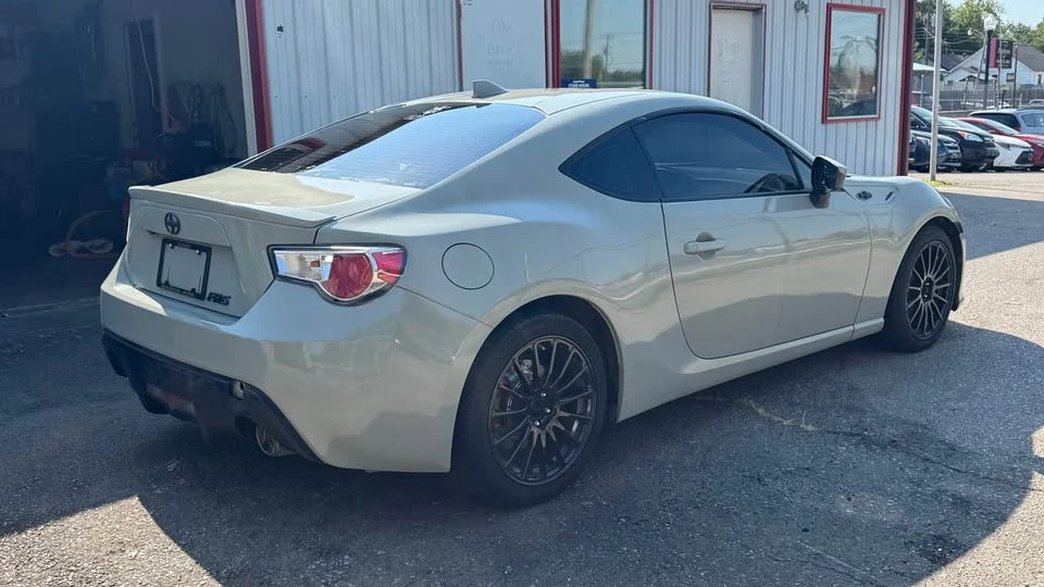 2016 Scion FR-S - Image 5 of 15