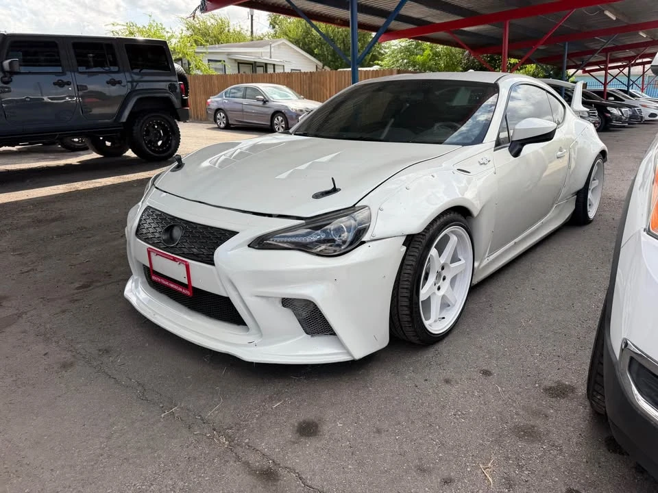 2016 Scion FR-S - Image 2 of 5