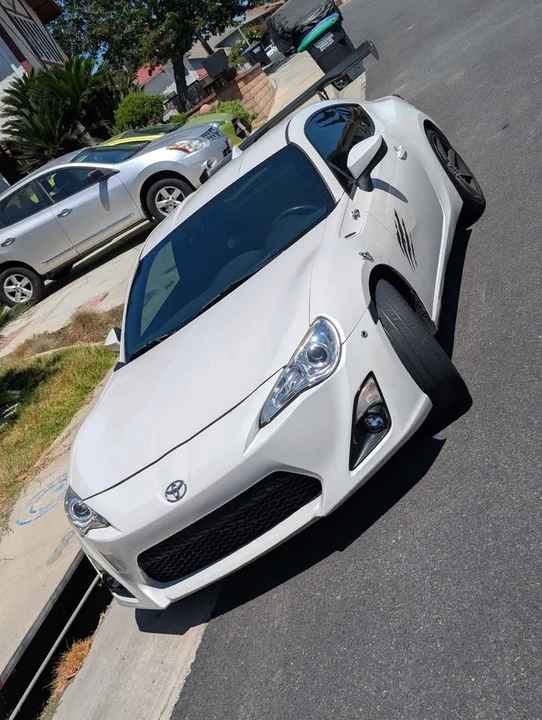 2016 Scion FR-S - Image 2 of 9