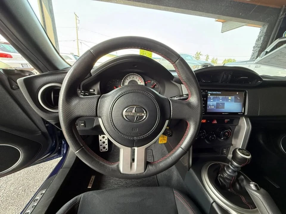 2016 Scion FR-S - Image 9 of 18