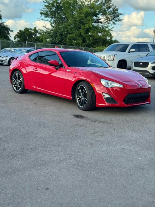 2016 Scion FR-S - Image 5 of 15