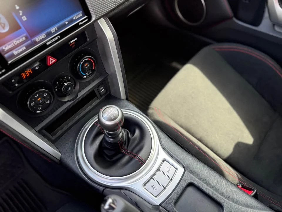 2016 Scion FR-S - Image 16 of 20