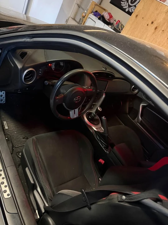2016 Scion FR-S - Image 8 of 9