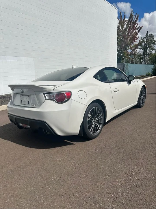 2016 Scion FR-S - Image 5 of 18