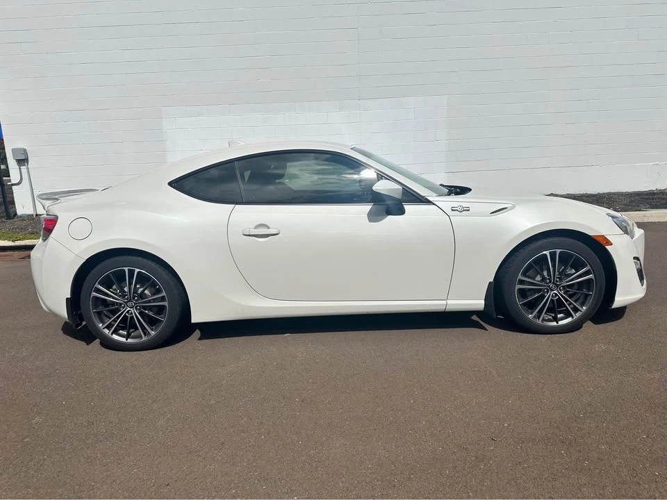 2016 Scion FR-S - Image 4 of 18