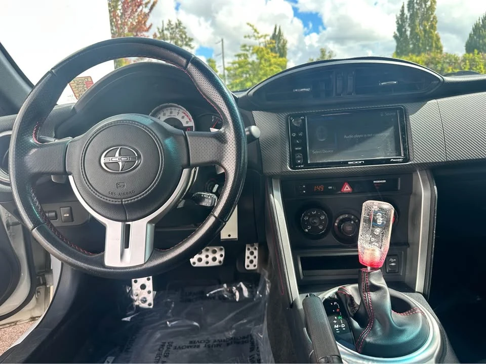 2016 Scion FR-S - Image 14 of 18