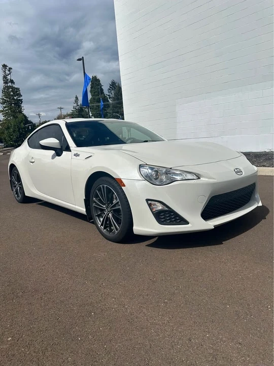 2016 Scion FR-S - Image 3 of 18