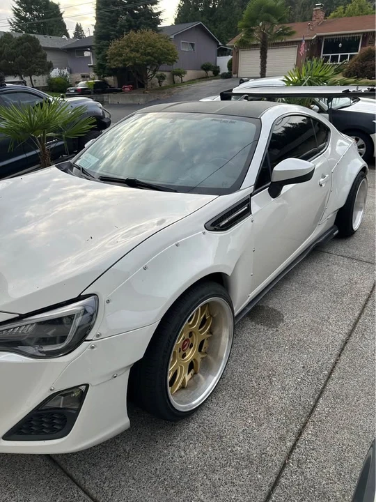 2016 Scion FR-S - Image 2 of 12