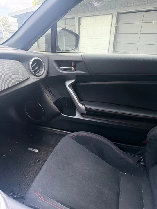 2016 Scion FR-S - Image 7 of 8