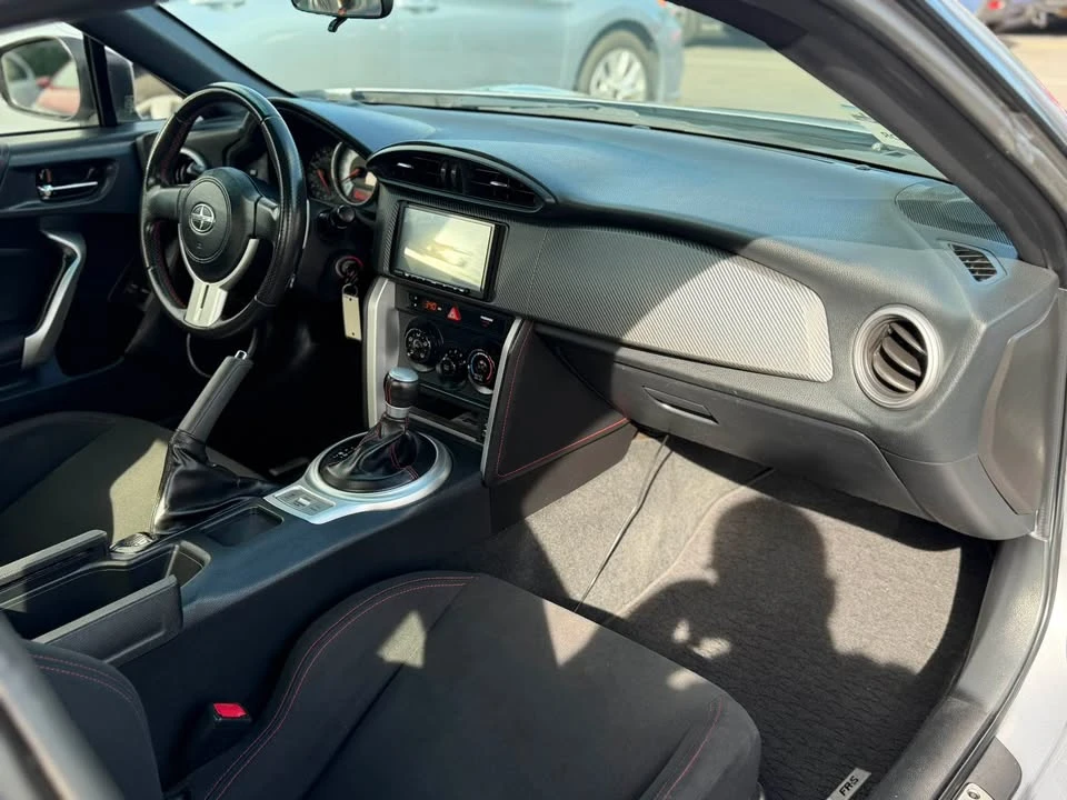 2016 Scion FR-S - Image 17 of 20