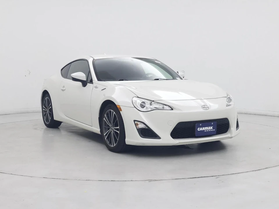 2016 Scion FR-S - Image 2 of 24